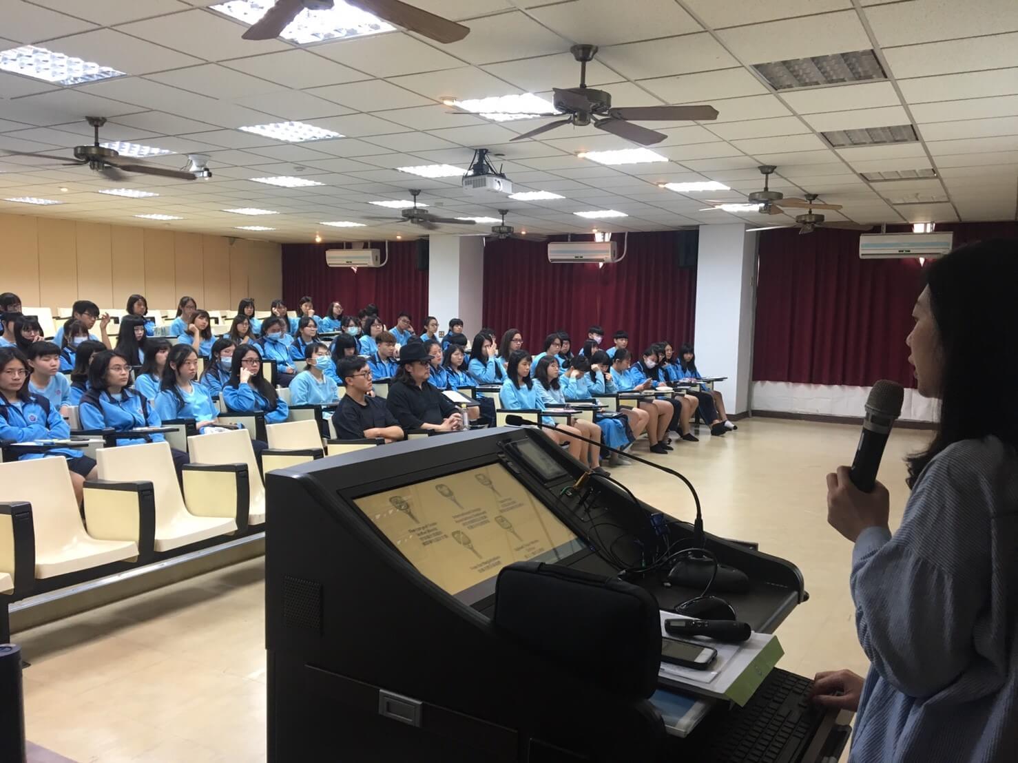 01c2d6d1 f729 48e7 844c f89e9ed12f70