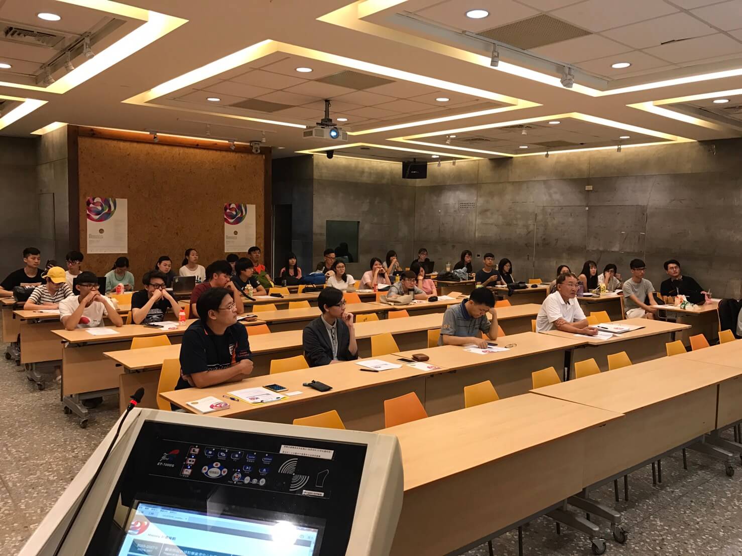 0bd9e6e4 e26b 4be2 93a7 50300e8db70d