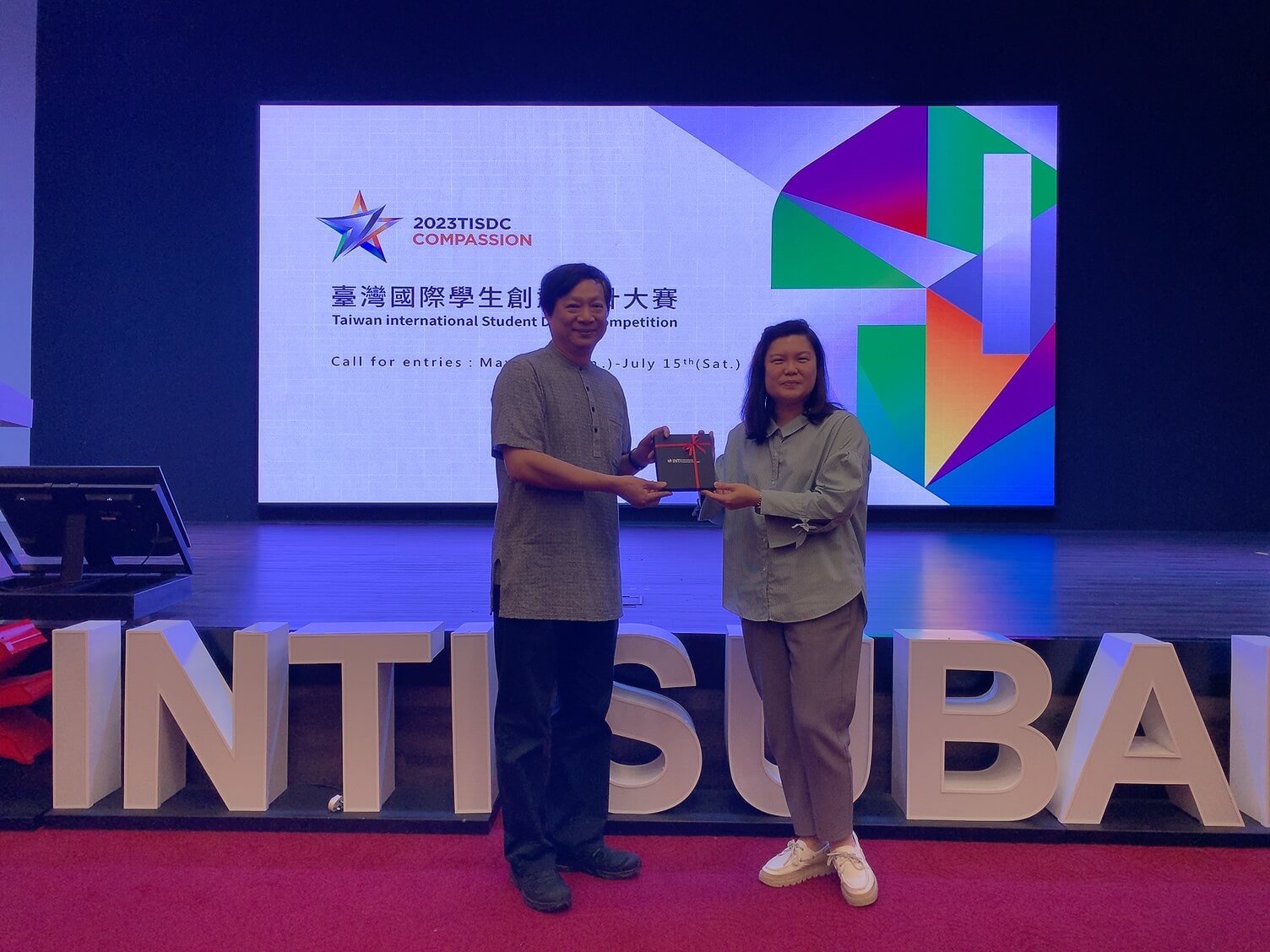 0db94f20 d793 429f 9bc9 5f3eef6239f4