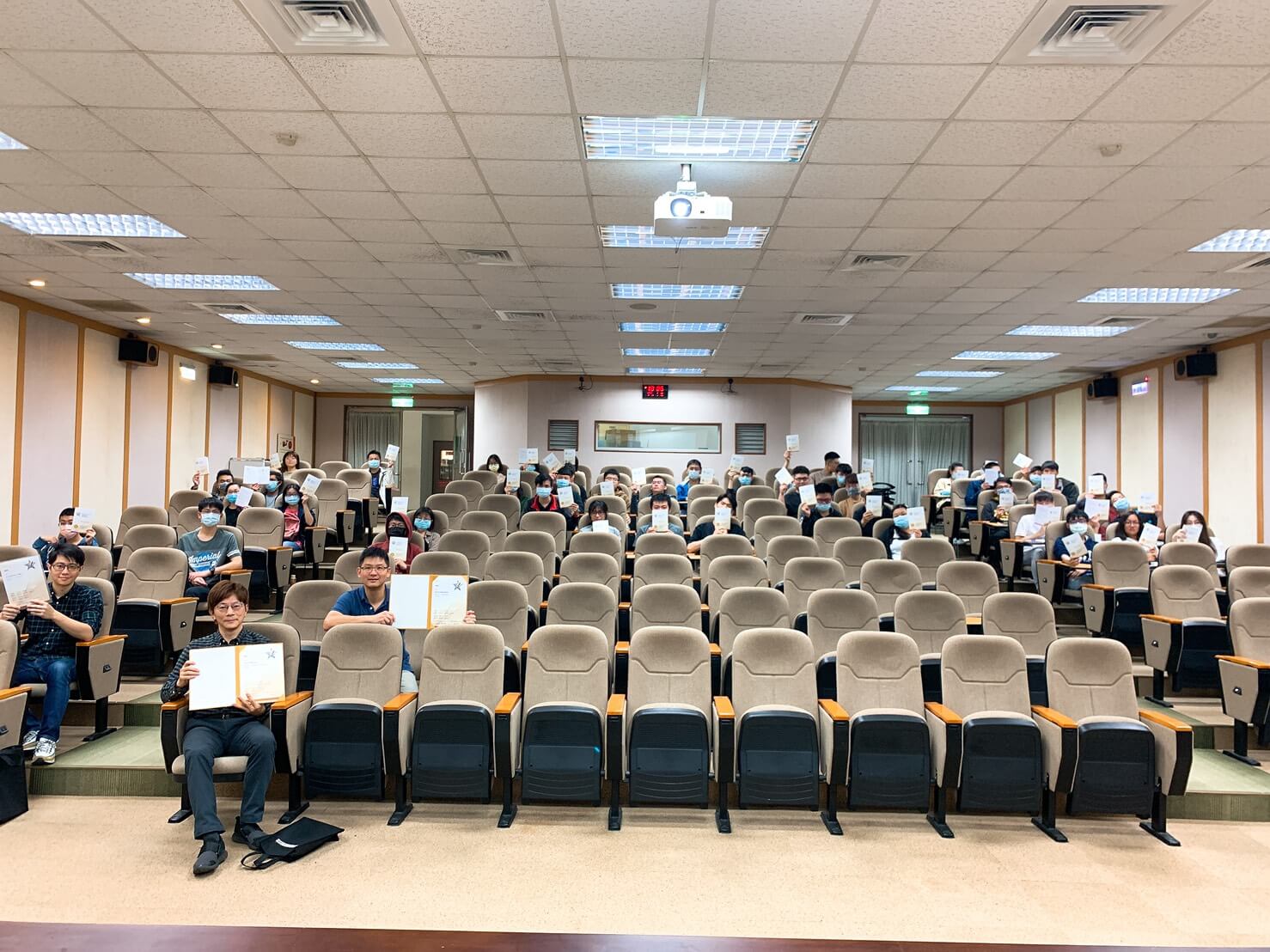 0e87ba39 c4f6 4b2e ae71 d319c0d7f1e8