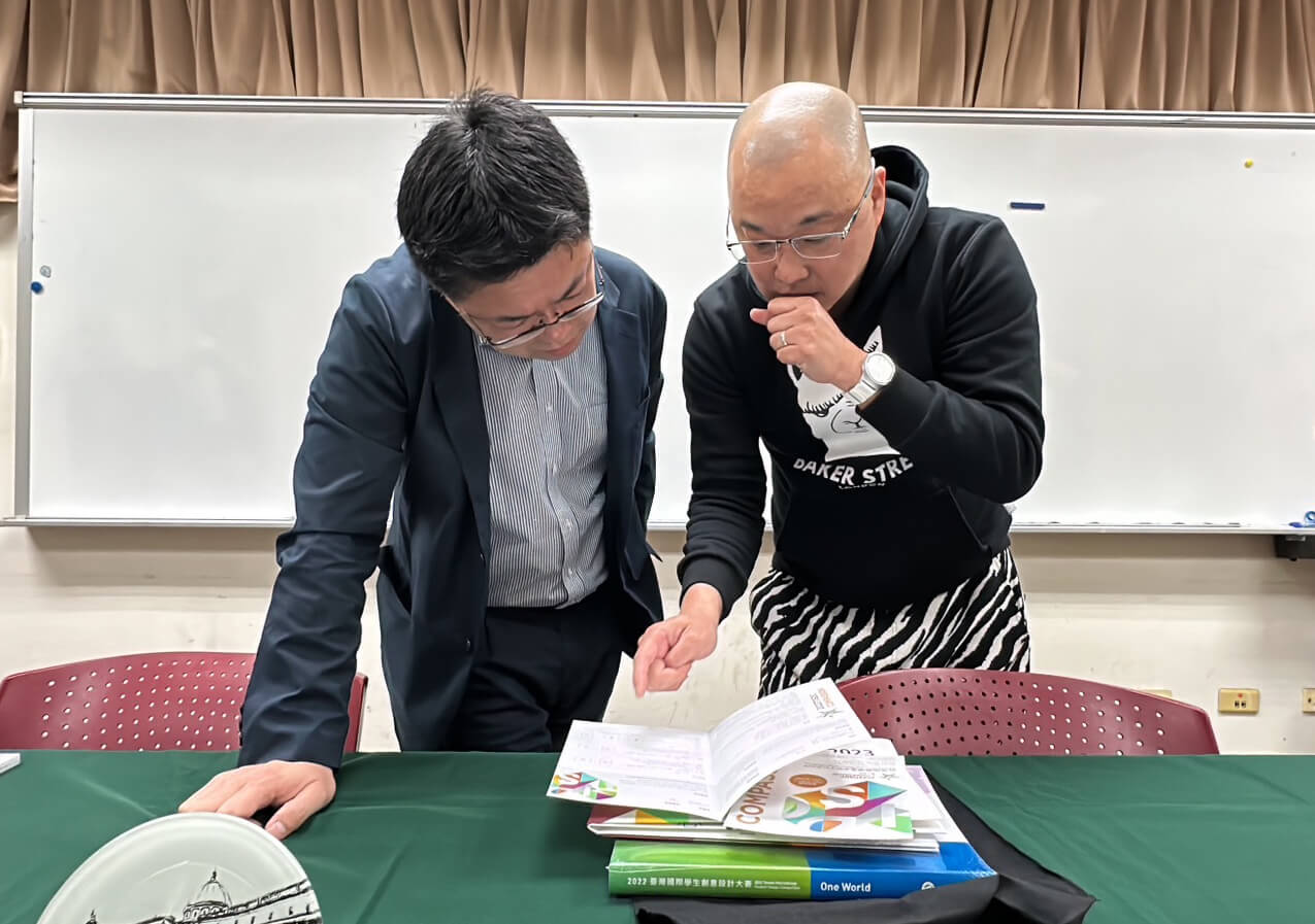 12c14fab 9ebf 40b4 9d9f fd87c092cb17