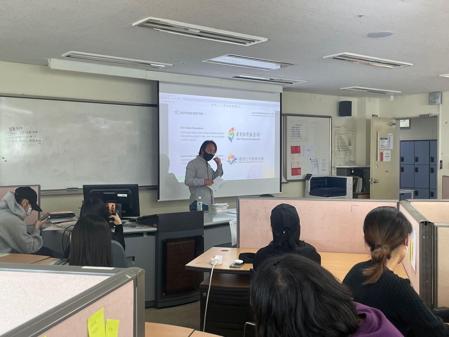 18f93d07 3b4a 49bb bb05 eccd05050a29