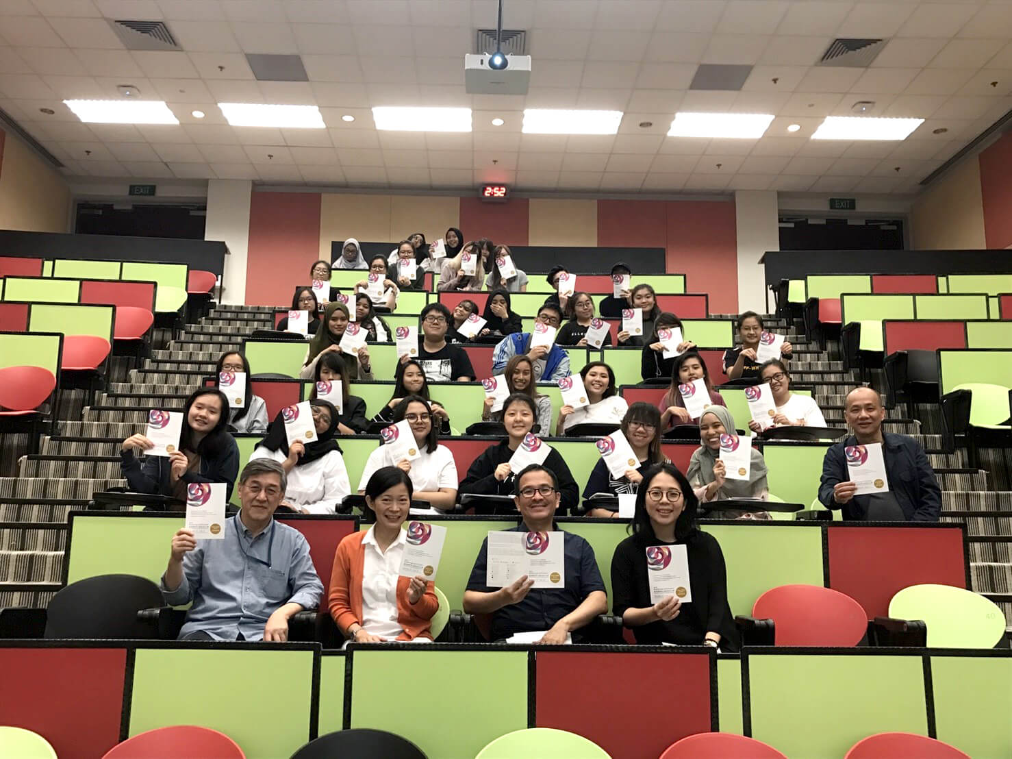 1ed816ac 937a 4049 bb51 c21740c17375