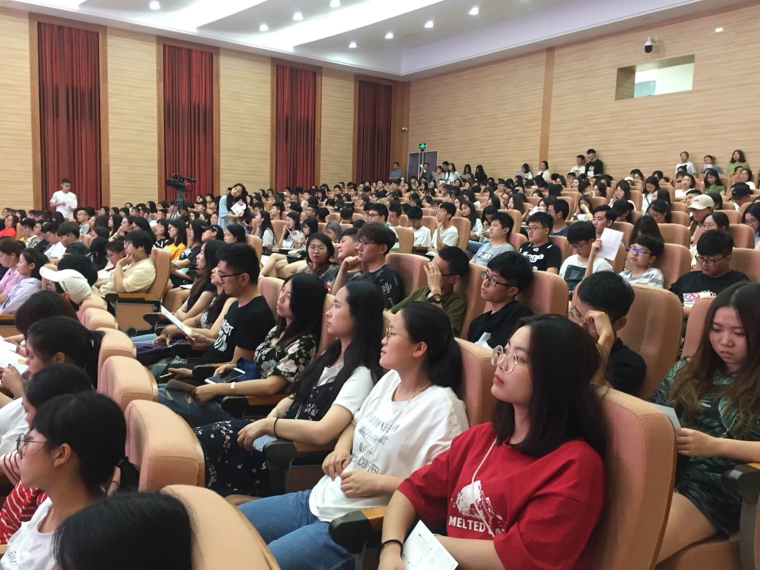 2b814a37 fe0d 49d1 bcf5 0388dd90accf