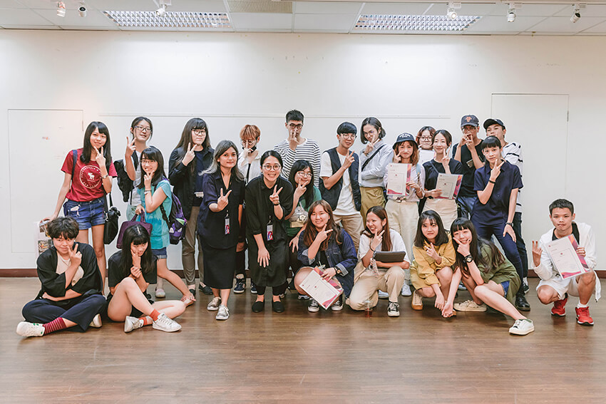 2b903332 e16d 4512 8e96 2a1bea495ad8