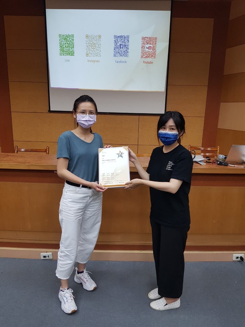 34d9d145 ecbe 4194 86b0 ad2e869da49a