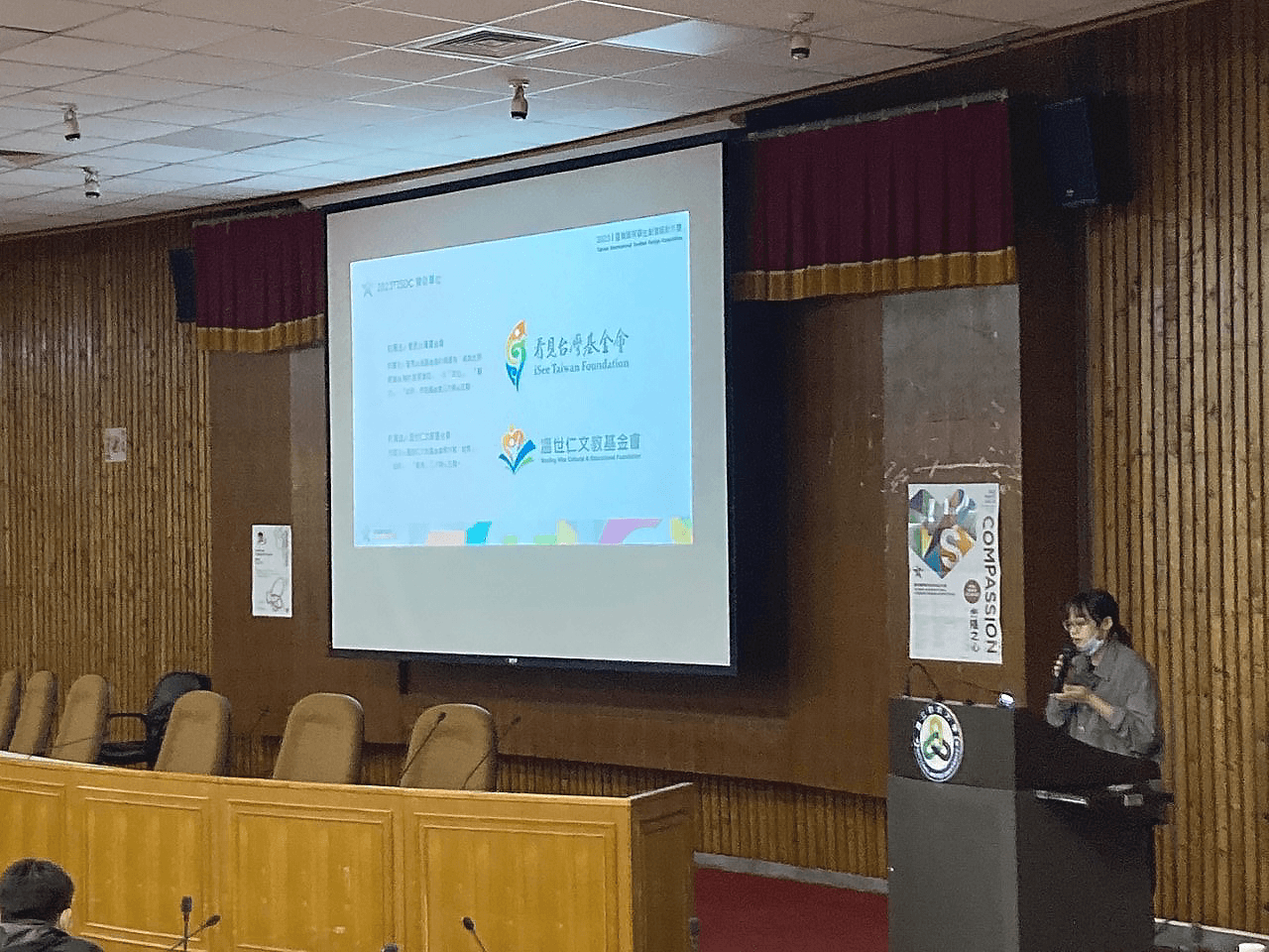 397d749a c8d0 40b2 85ac f934e9c340b5