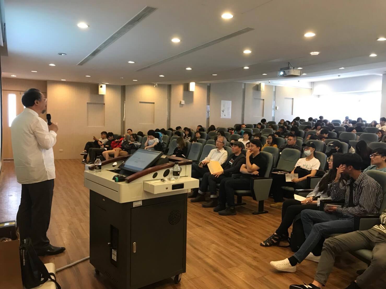 3b7e1034 0b03 4c2e b603 e3b57da7809e