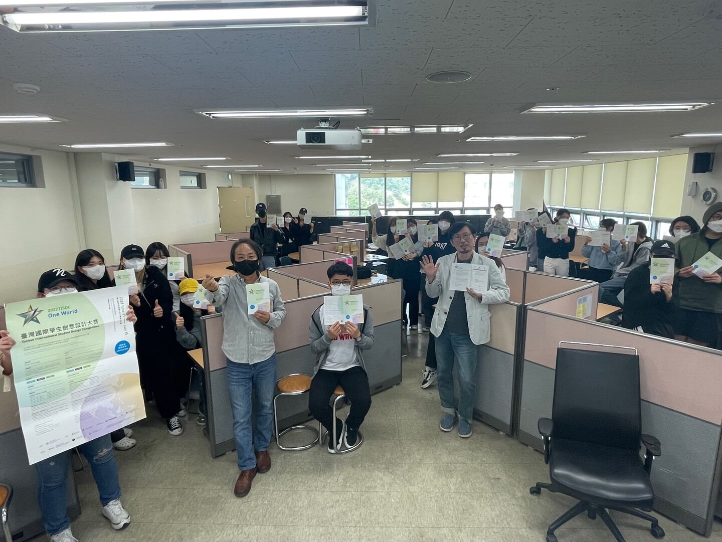 4e7ffcdc b12a 4c86 9e15 d7da2c073e78