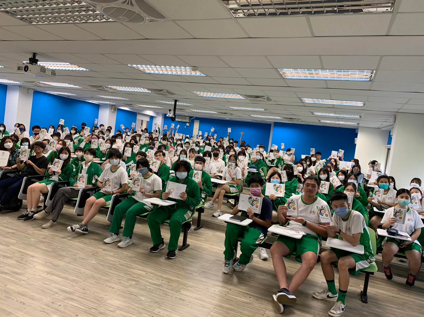 6e784b9f a1ce 4f6f b322 d7fd2ffc5fcf