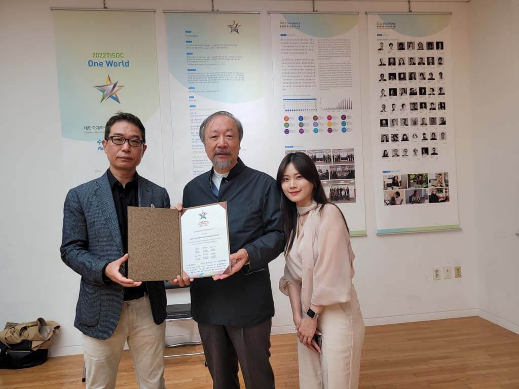 701fdf72 248d 45f1 848b 9a555cedb2c2