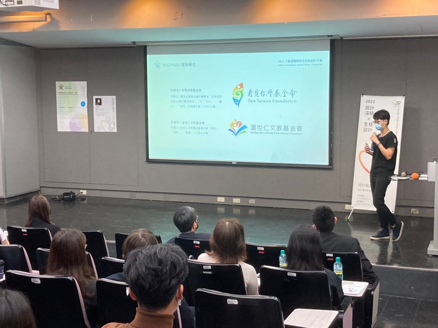 746aeaba 004a 4616 ad39 d1292bef8956