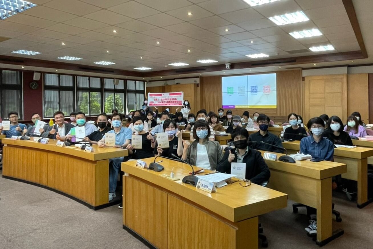 74c19f1e 7577 4281 9582 1383595f97a6