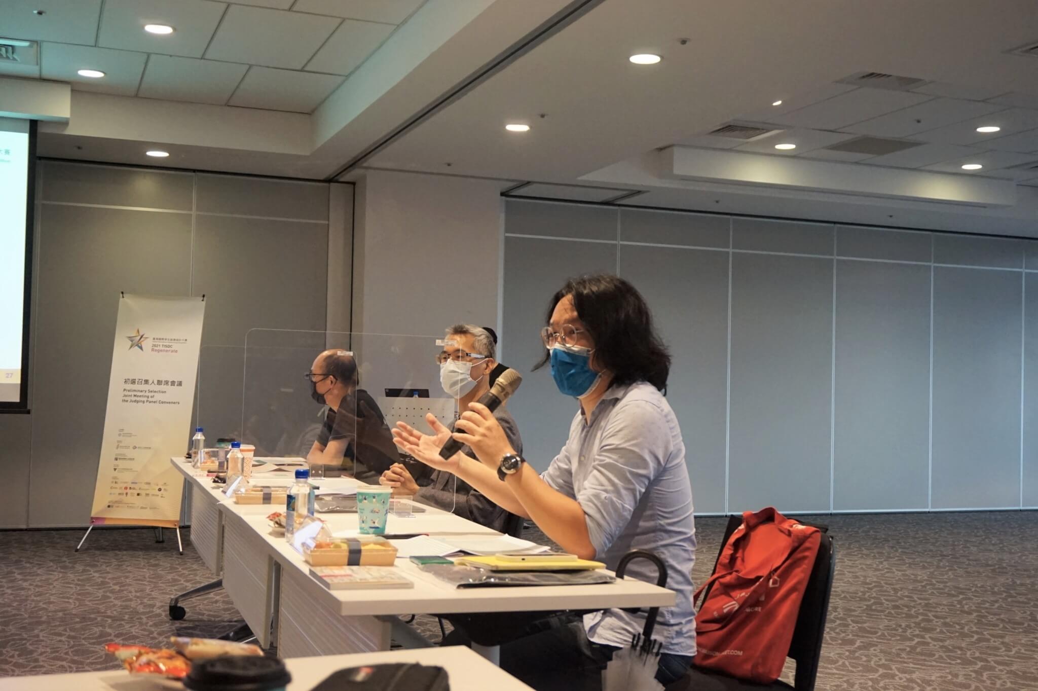 76050e2d 0725 45aa 826d 97bf3e30e974