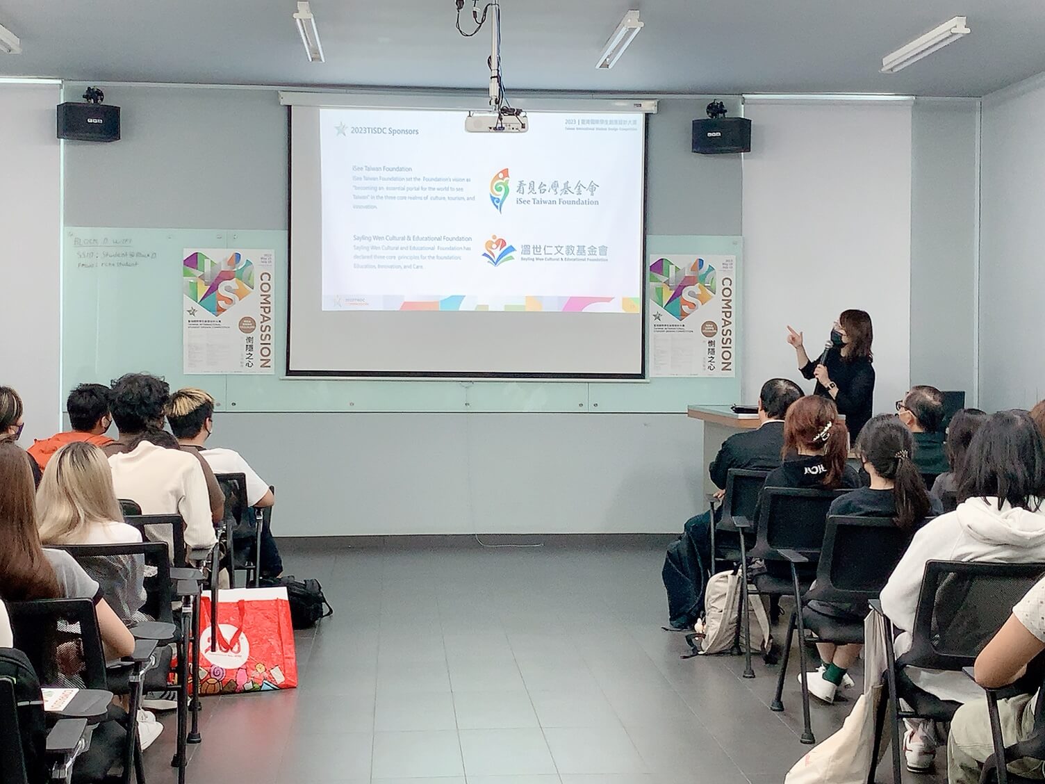 8bc335e1 4a1c 4117 ba7b 25d1f42c9fab