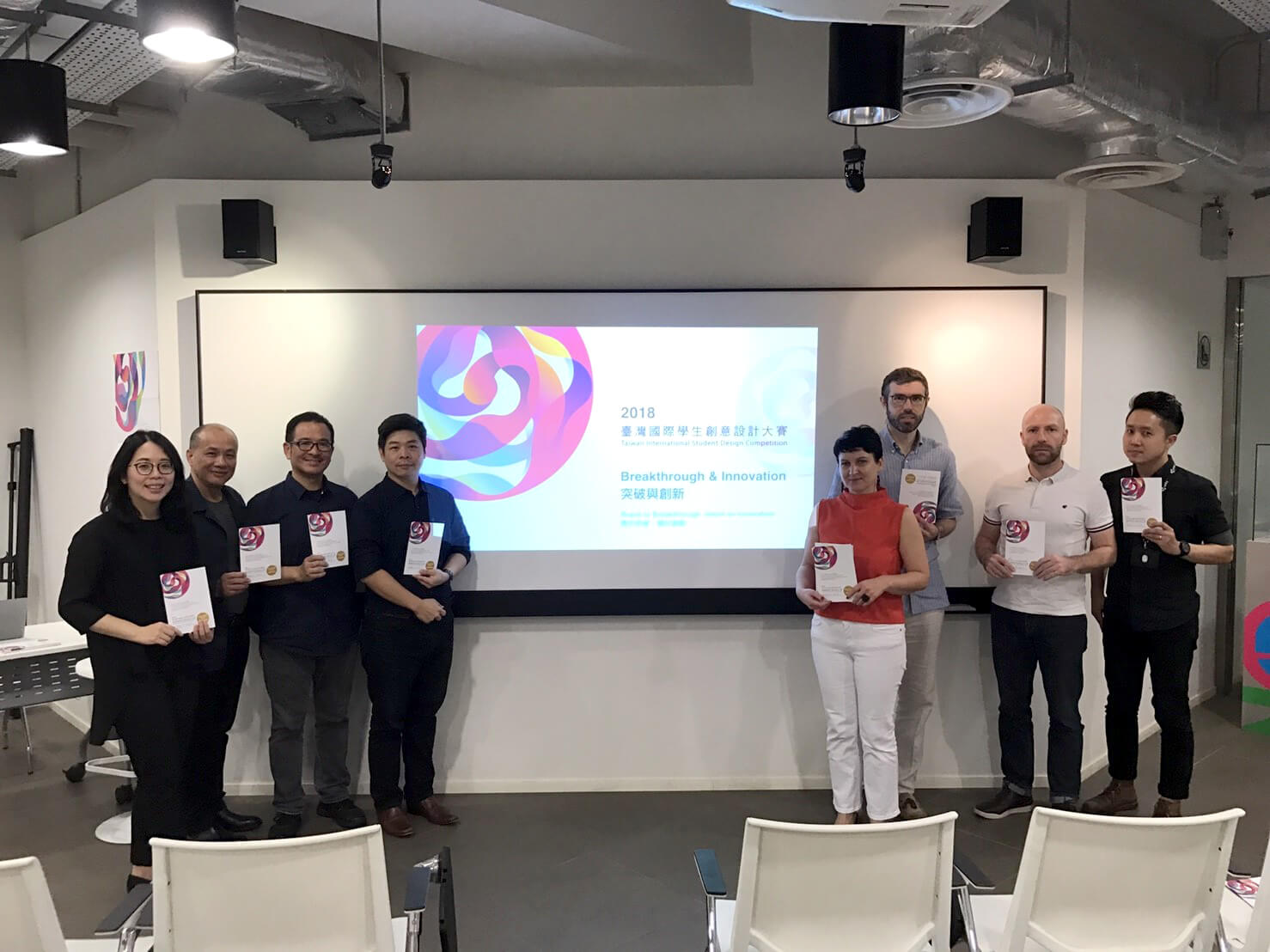 ae35e133 25a7 43f8 8081 6651cd8d5fcd