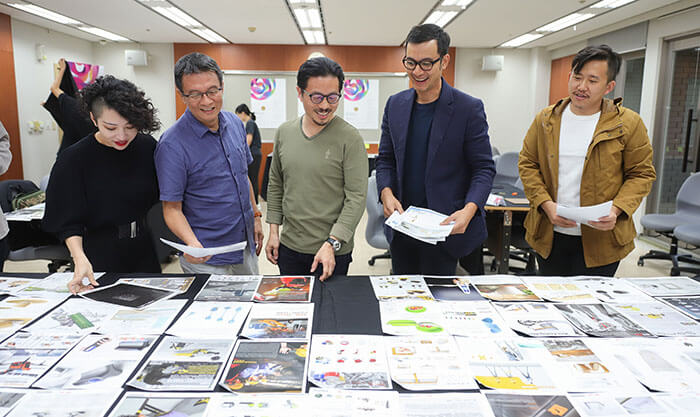 aebc0126 4b5c 4652 8a11 aaa9a57100b0