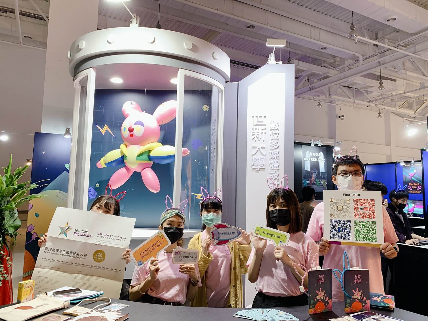 b15ca854 3cdc 4c52 8bb4 a28c6a311fd9