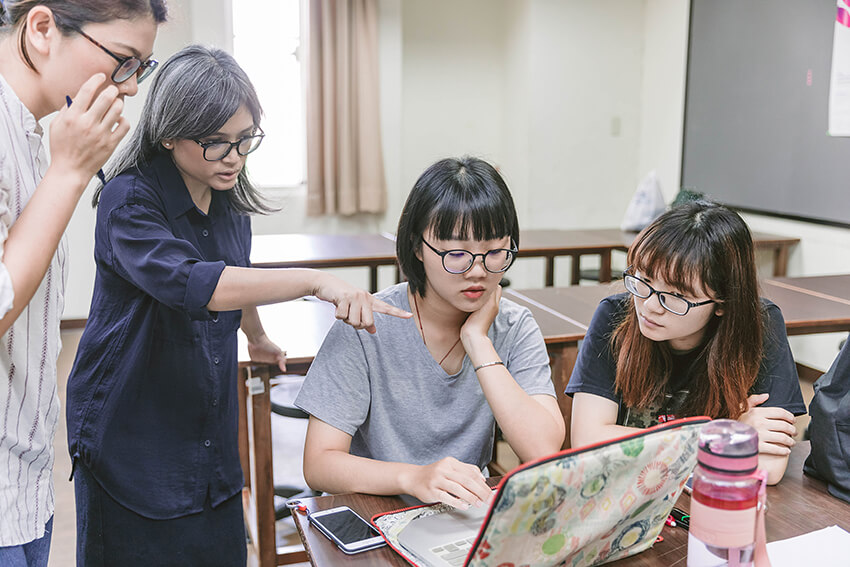 c5acb7d2 afa2 45f9 9807 cbc7816fbbe1