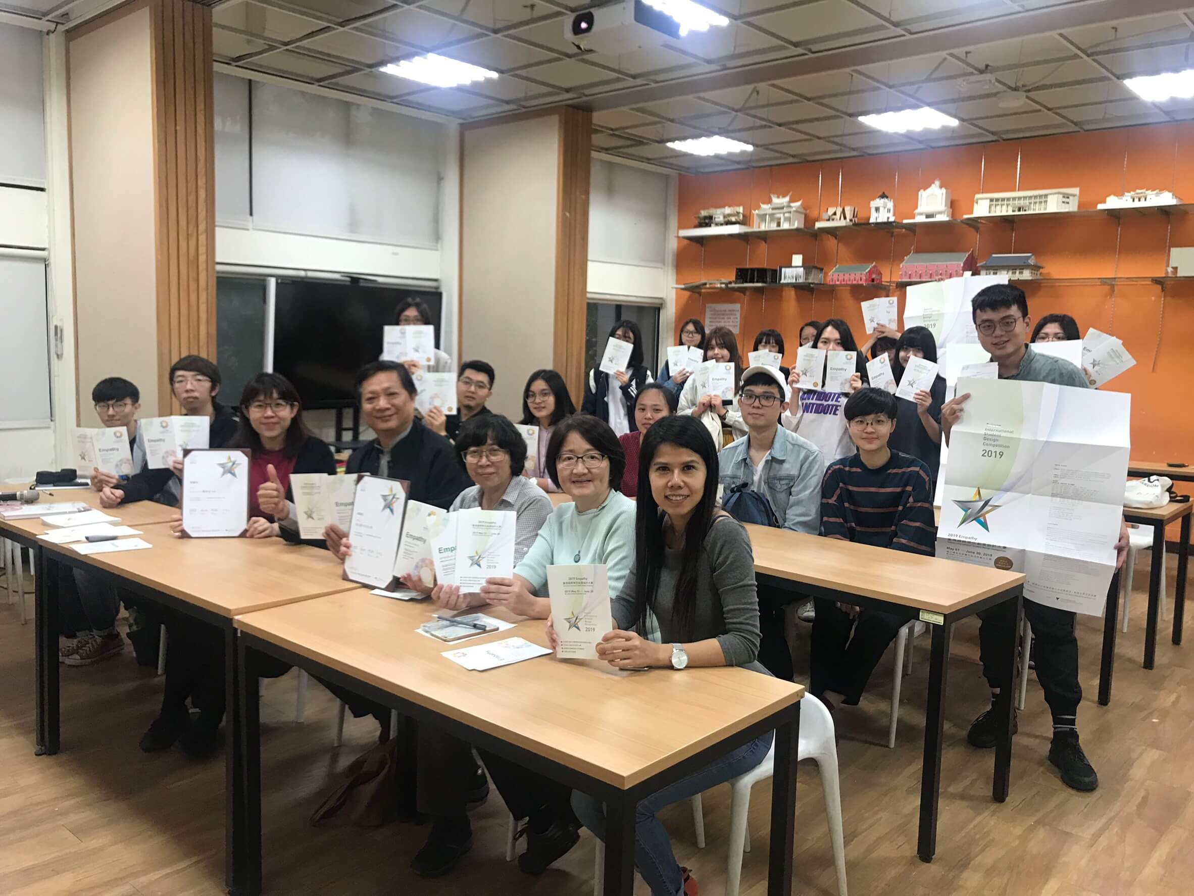 c7f19c12 5322 454c b5db 75326902d523 1