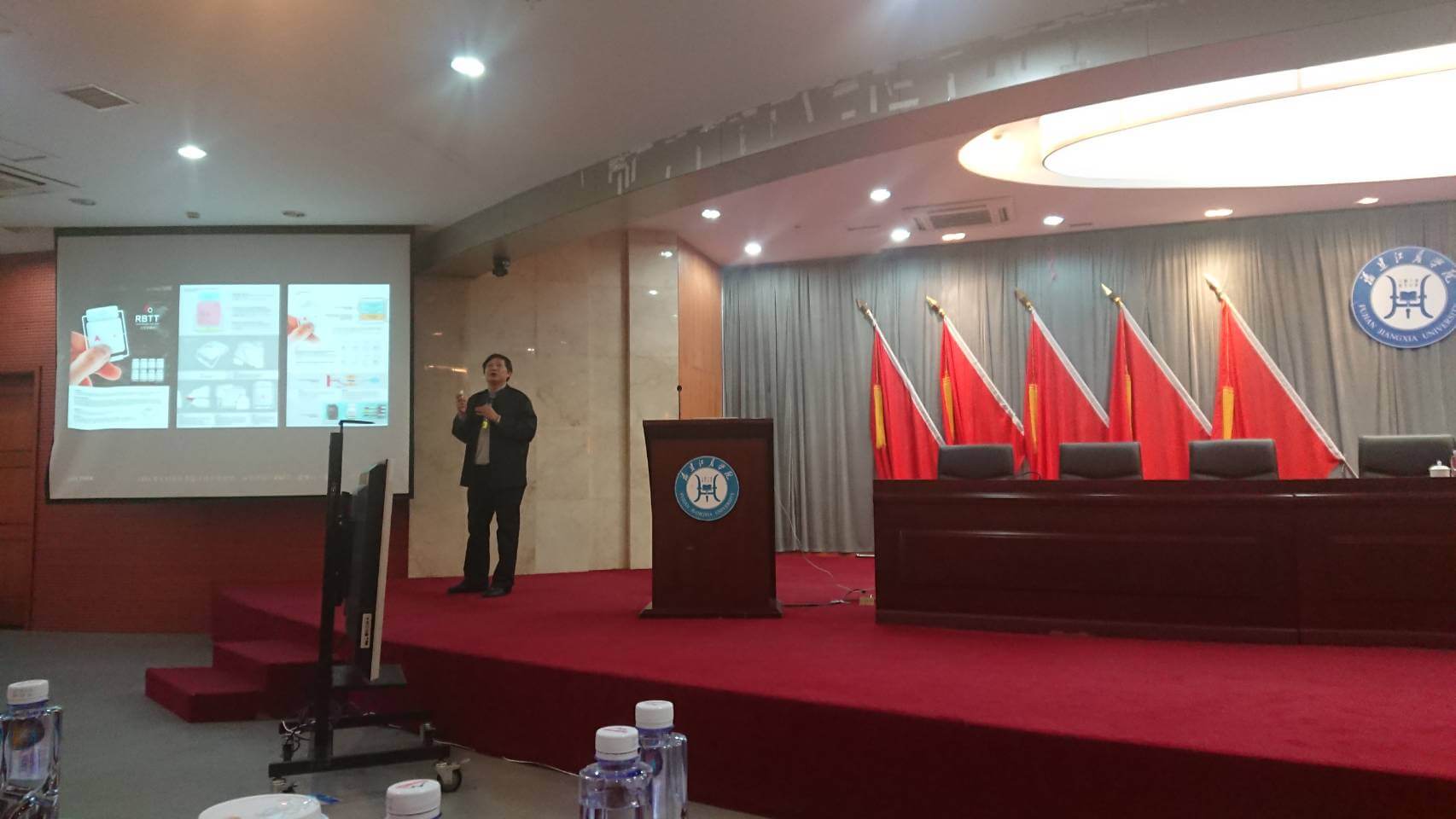 c8a47dc2 cdd0 4a89 b0e8 87c735cfa8ef