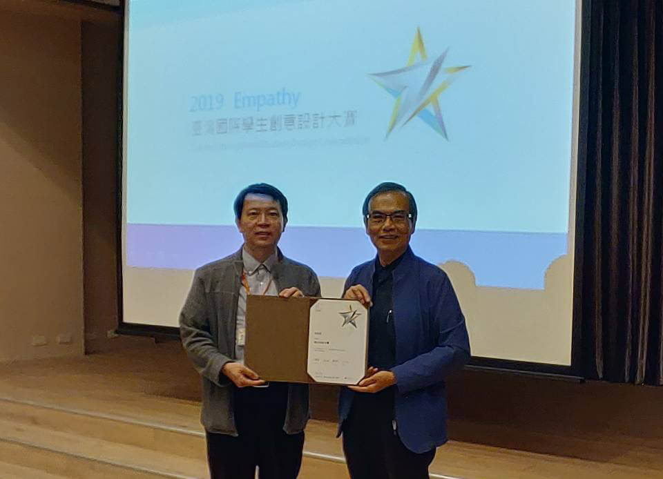 cd3a4f44 64dd 45b5 b974 ffa5c8b1d43f