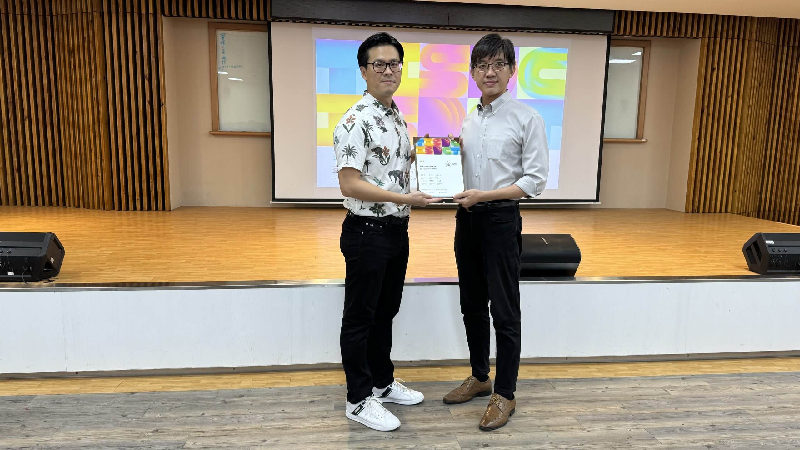 ddce670c ed57 4a5d 9bbb c977d419dc65 scaled