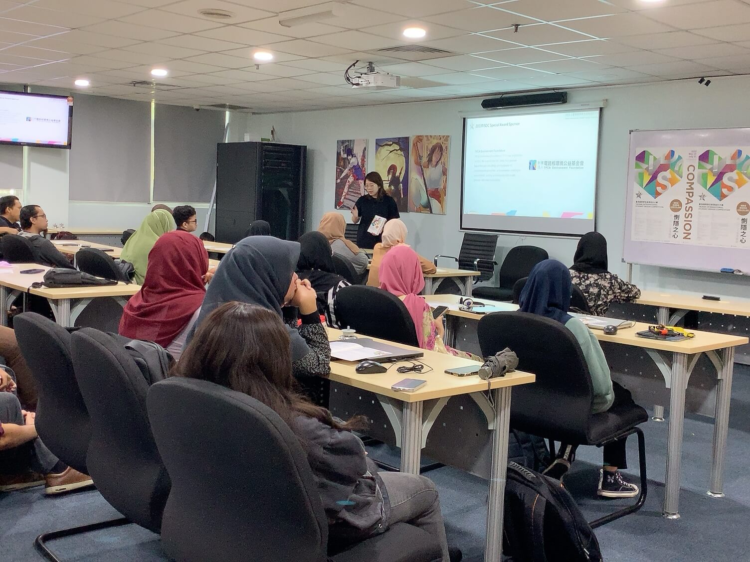 e93b2290 ca61 4b2a babe 12871defd783