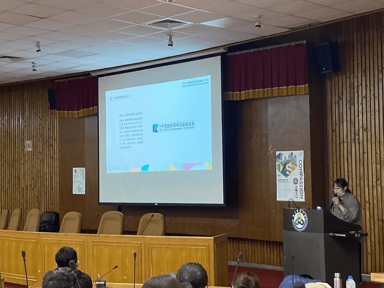 f68dff68 e7b1 4e4d b79a 451f5b0188ee