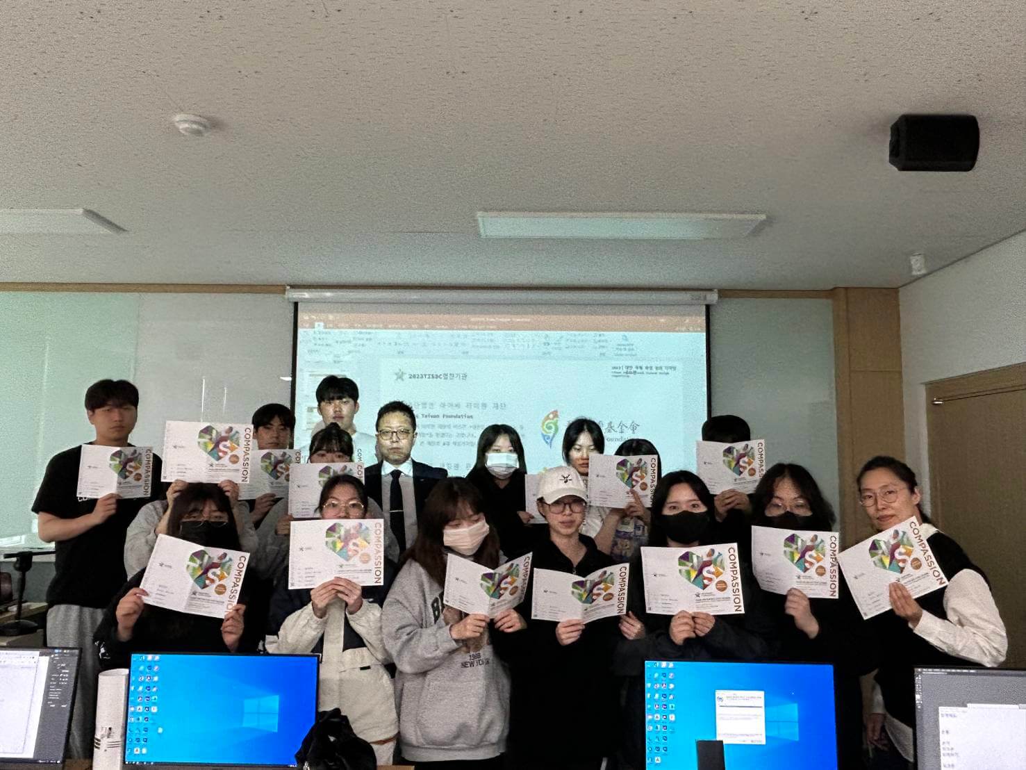 fb98f079 1c83 460d be53 4fd2429b63ca